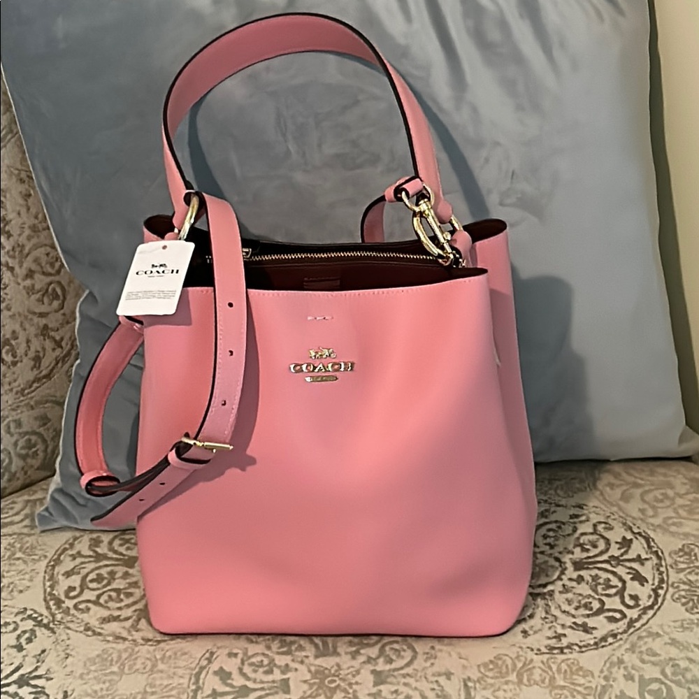 Coach Pink Leather Women's Bag
